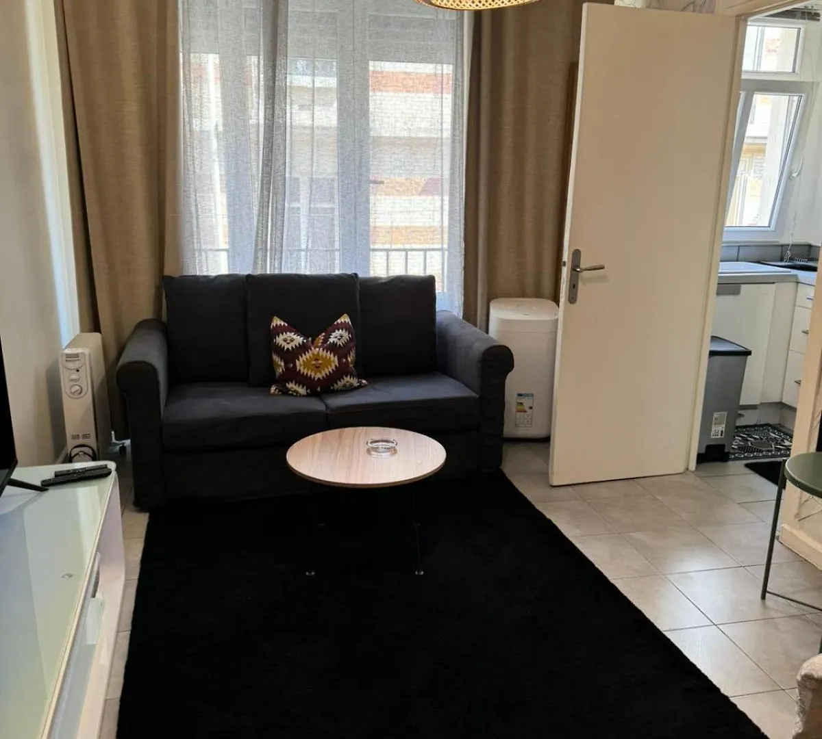 Studio Paris 16
